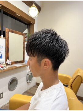 ウィード(WEED) ツーブロショートマッシュ