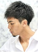刈り上げツーブロ束感ショートダウンバング