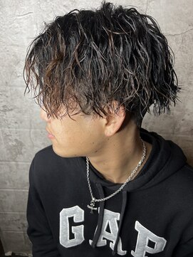 ロンド クラン 岡崎(Lond Clan) 波巻きスパイラルツイストスパイラルパーママッシュメンズヘア