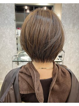 ヴィーヴォ 天六店(VIVO) 【VIVO】ショートボブ 襟足 丸みショート 大阪 天満