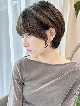 カルナ バイ エルモ(calna by ELMO) calna京橋　ショートボブ/丸みショート