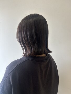 アクエルド(acuerdo) 切りっぱなしボブ