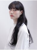 ワイドバングとロングウェーブヘア