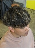 メンズマッシュツイストスパイラルパーマハイライトカラー