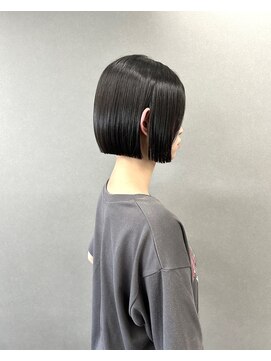 ライフイズ 磐田本店(Life is...) 美髪矯正×ボブ