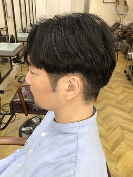 レボルトヘアー(R EVOLUT hair) ニュアンスパーマ/センターパート