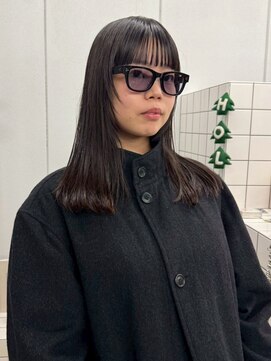 シーン(SCENE) 顔周りカット 艶髪 透明感カラー アッシュ 髪質改善 前髪カット