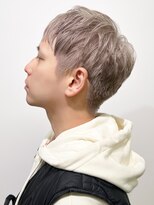 ルネラトーキョー(RUNERA TOKYO)&nbsp;ミルクティーベージュグレージュ刈り上げマッシュダブルカラー