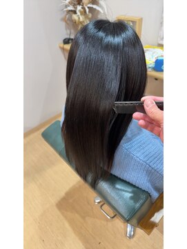 ルミエール(lumiere) 手触りやつや感がすごく良くなる美髪矯正☆