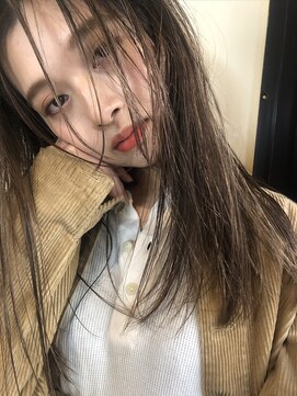 ルーム(Loom.) フェミニンストレート【Loom./明治神宮前/原宿/表参道】