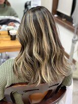 ヤソ(yaso)&nbsp;コントラスト強め　バレイヤージュ