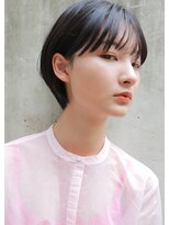 ラボ(Ravo) 前髪切りっぱなしの黒髪ショートボブ