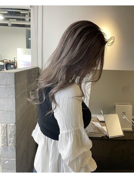 タオ 河原町(Tao) "グレーとバレイヤージュ"