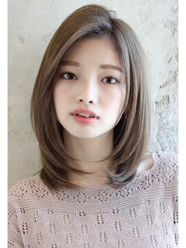 アフロート ルヴア(AFLOAT RUVUA) インスタ大人気★さらっとひし形レイヤー×ベージュ　京佳