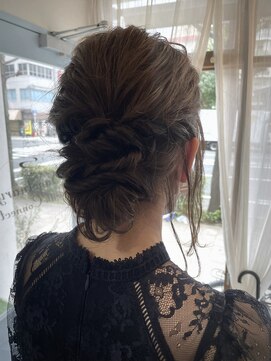 サンクチュアリー ウィズ コネクト(Sanctuary with connect) うねうねアレンジ×20代30代