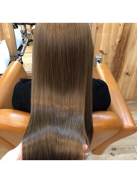 エルムトウキョウ(ELM Tokyo) 髪質改善ケアで艶髪に☆