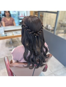 ネオリーブルカ 御茶ノ水店(Neolive Luca) ハーフアップ