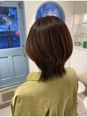 大人綺麗なナチュラルブラウンくびれレイヤースタイル