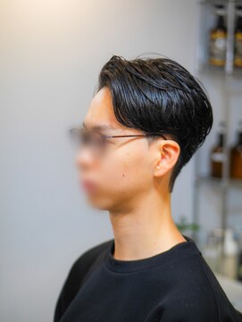 グットルーズトウキョウ(GOOD LOOSE TOKYO) センターパート 大人ショート