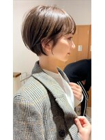 ビュートヨナカ(VIEW TOYONAKA)&nbsp;30代/小顔カット/ショート/オリーブグレージュ/豊中