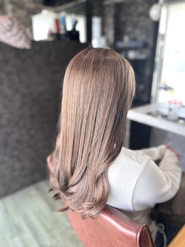 ヘアデザイナーズサロン 三嶋 フェイスレイヤーカット+ハイライト&ピンクグレージュ