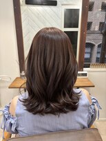 イリーブ(elieve)&nbsp;大人可愛いくびれスタイル｜髪質改善で悩みのダメージを改善する