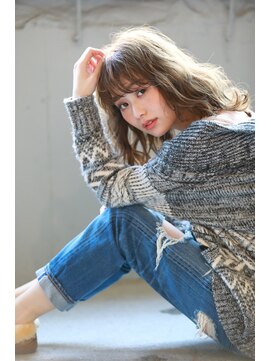 クロム(Chlom) Chlom立川☆くせ毛風ふわミディベージュカラーTEL 0425125655