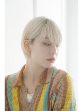 ミエル ヘア 新宿(miel hair) 〈mielhair新宿〉ホワイトミルクティー ショート ダブルカラー