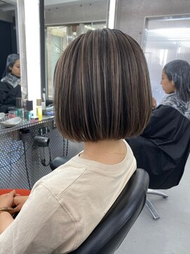 イキ 表参道(iki omotesando) モード/無造作ウェーブ/大人ガーリー[表参道駅]