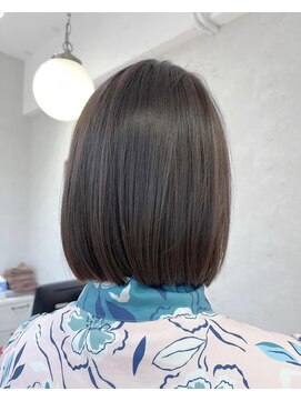 ロンドプランタン 恵比寿(Lond Printemps) すとんと切りっぱなしボブ透明感グレージュ