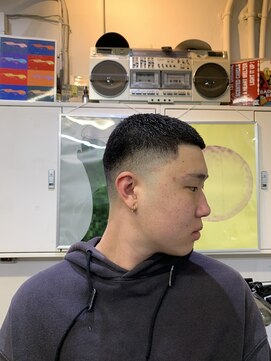 メリケンバーバーショップ フクオカ(MERICAN BARBERSHOP FUK) ハイライトマッシュパーマウルフアッシュブラック