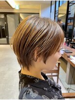 アトレ 南堀江店(attrait)&nbsp;くびれショート丸みボブ耳かけ