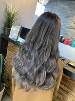 ラピス 横浜(Lapis)&nbsp;ホワイトシルバーシールエクステハイライトブリーチカラー