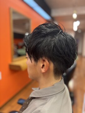 テラス(terrace) 前下がりショートレイヤー