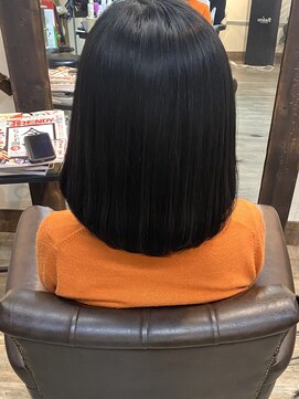 アティック(attic) ショートボブ/ボブ/ミディアム/ヘアドネーション/レイヤーカット