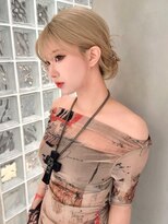 ロンド ジュルード 名古屋(Lond jeloud) 顔まわりレイヤーと後れ毛で作る可愛さ溢れる顔まわりカット