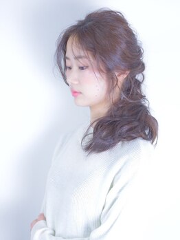 美容室 ジュランス 花園本店(樹蘭子)の写真/派手すぎないアレンジでデートや女子会にも◎特別な日は、プロによるスタイリングでいつもと違う自分に♪