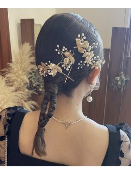 アオゾラヘアー フジサキグウ(AOZORA HAIR FUJISAKIGU) タイトポニー ヘアセット ヘアアレンジ 結婚式 およばれスタイル