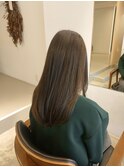 柔らかグレージュ