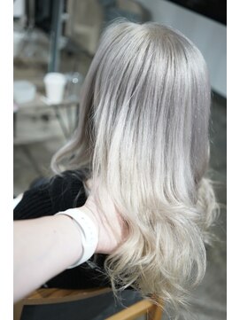 ザ オーダー(THE ORDER) ホワイトグレーカラー