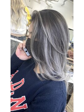 ユートピア(U topia) バレイヤージュ/ハイライト/メルティカラー/ビタミンカラー