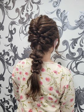 コアフールソレイユ(coiffeur SOLEIL) 編みおろしアレンジ