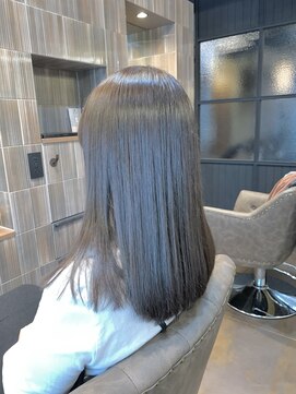 アクアヴィタエ(Aqua vitae) 色艶ナチュラルストレート