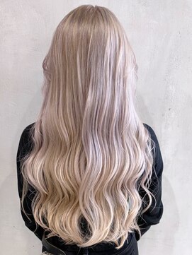 アルバム 渋谷パルコ(ALBUM) ホワイトベージュロング_チェリーブラウンフェミニン_ba325124