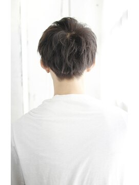 シュシュット(chouchoute) 吉祥寺2分/束感ツーブロックマッシュ韓国波巻きハイライト/033