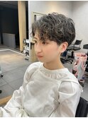 ショートボブパーマ20代30代40代イヤリングカラー大人可愛い