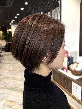 リノナ(Linona) ロングショートワンカールパーマカーキグレージュ前髪錦糸町