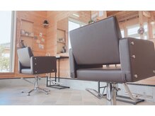 　2席のみでゆったりとした時間をお過ごしいただけます。