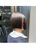 ムーム(Momb)&nbsp;ストレートパーマ