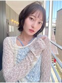タイトにくびれるボブスタイル